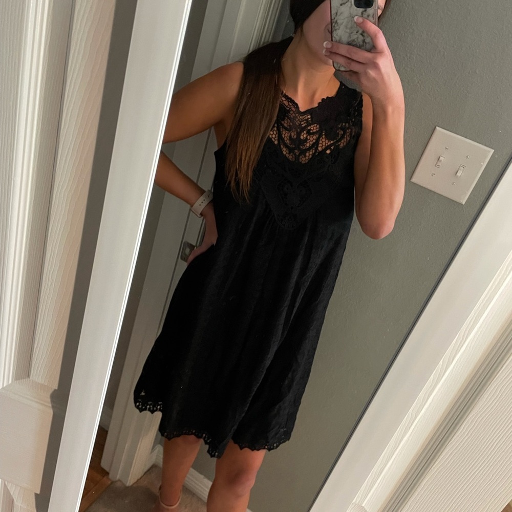Black dress. Size: Medium. Brand: Xhilaration (found at target)